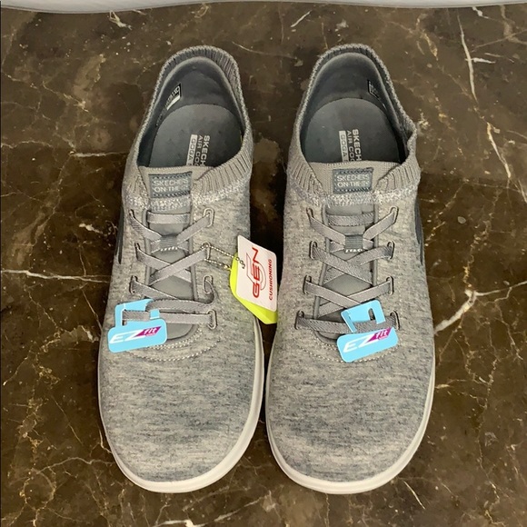 skechers air cooled goga mat shoes